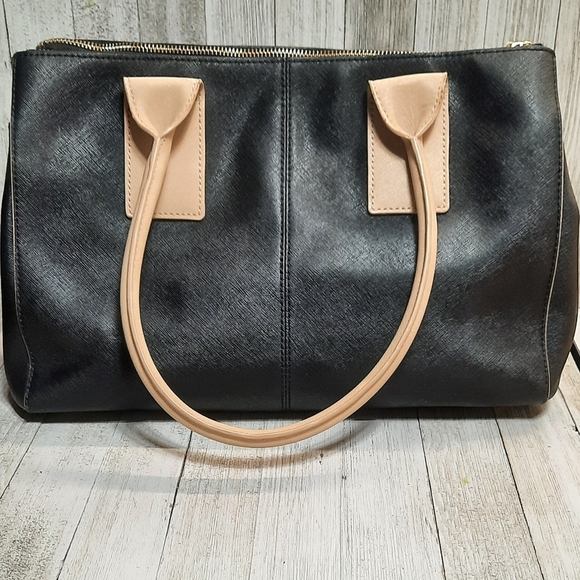 Badgley Mischka Handbags - Badgley Mischka Black Tan Trim 5 Compartment Gold Top Handle Handbag